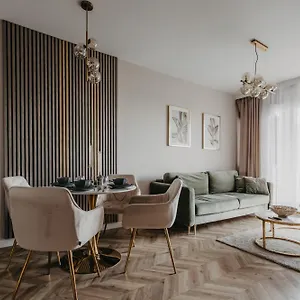Apartament Balcony & Parking, Modern Elegant Apartment! Near Tram, Wrocław